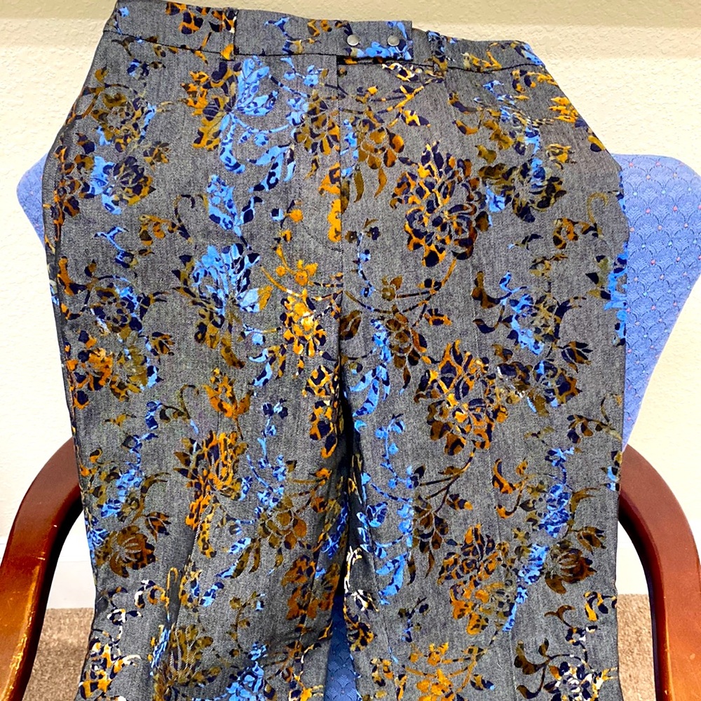 Beautiful pants by taifun collection size US 8